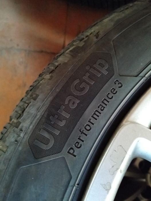 Резина 255/45/19 GOODYEAR UltraGrip Performance 3 104 V