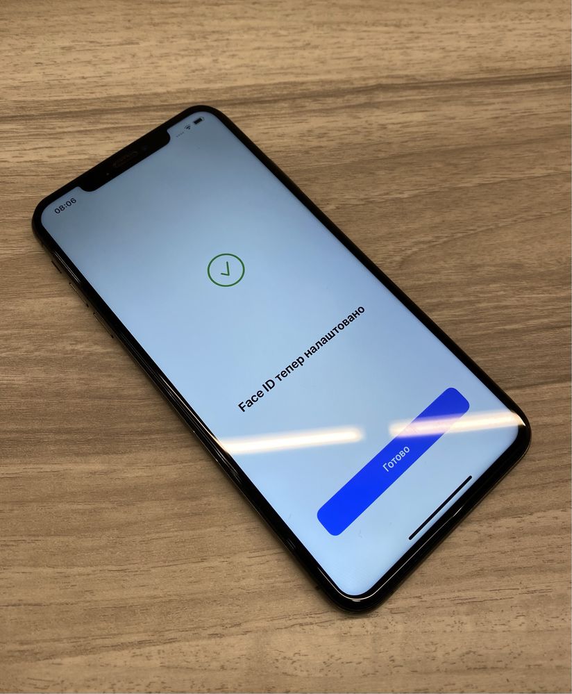 iPhone XS Max 64 Гб Неверлок