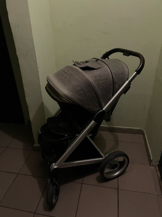 Продам коляску Mutsy Igo 2 в 1