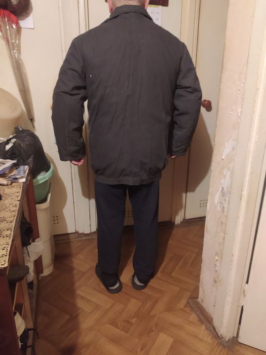 Одежда для рыбалки и штаны сварщика.