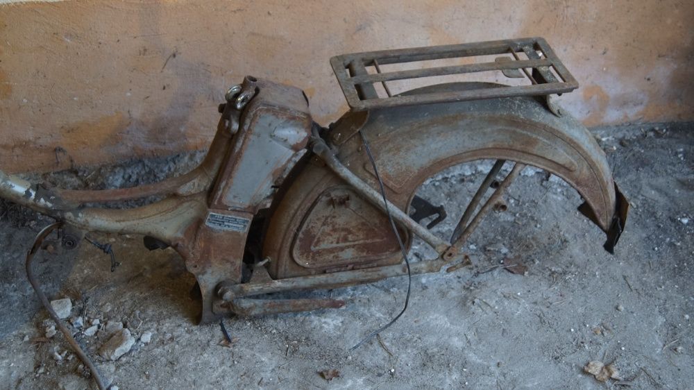 Simson SR2 1958r rama błotniki kierownica osłona łańcucha lagi itd