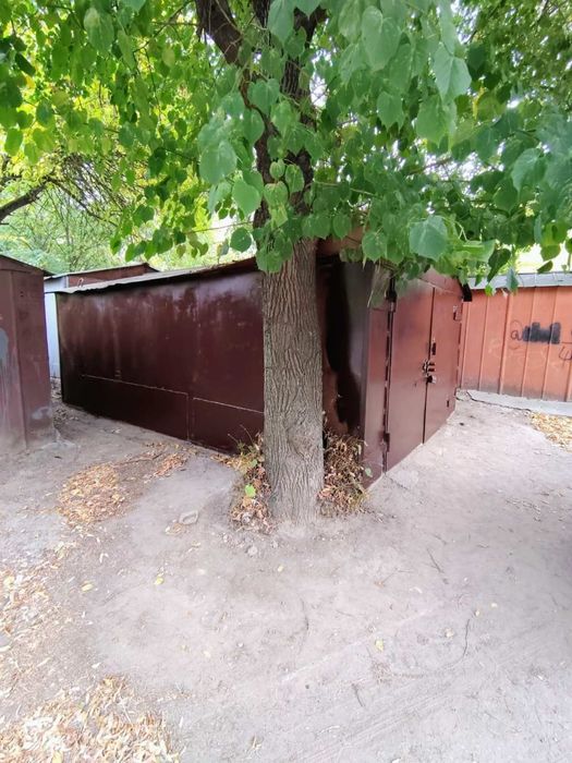 Продам гараж на 2 Шевченківськом, чаривная 149