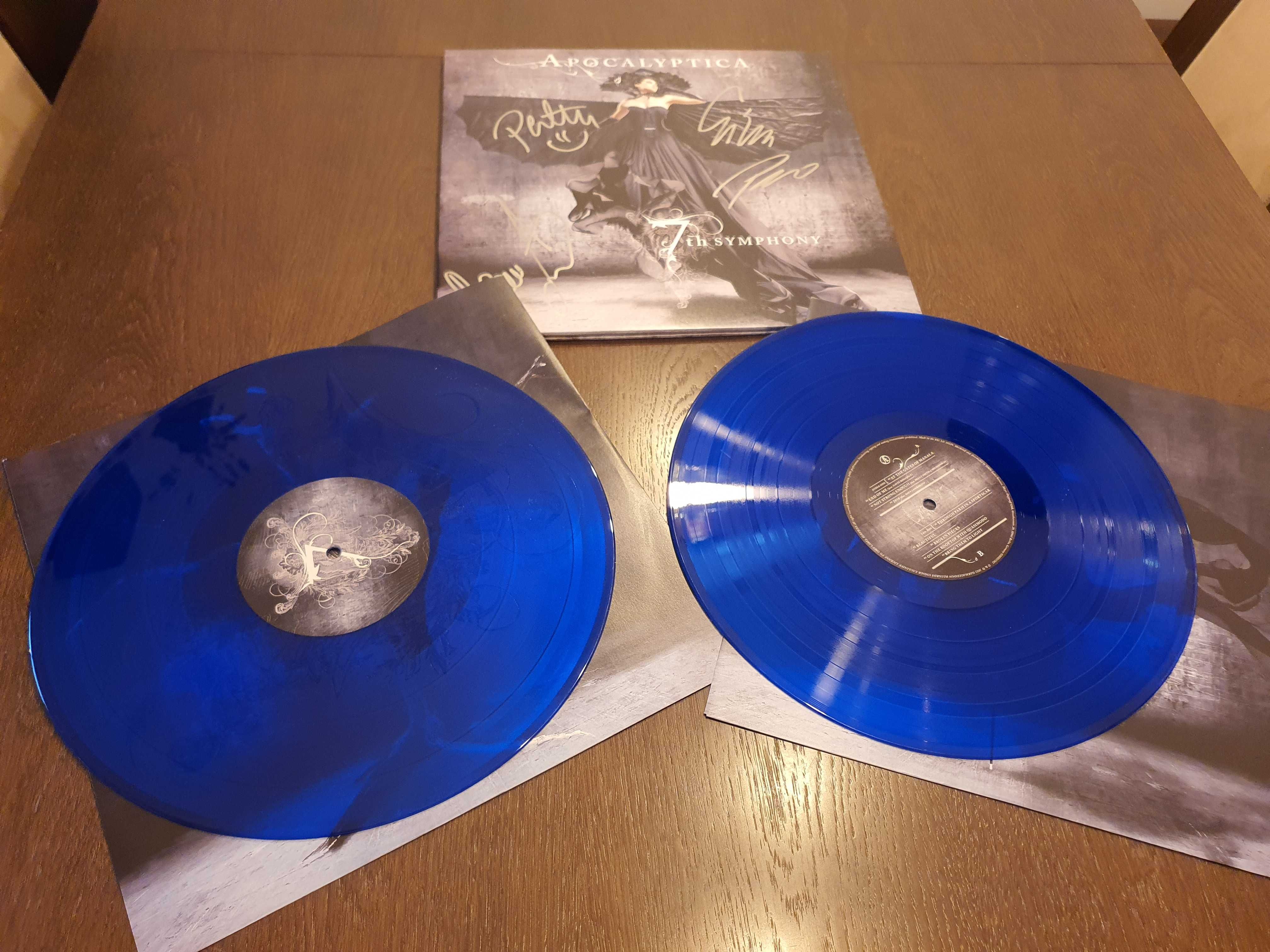 APOCALYPTICA - 7. Symfonia / Album z autografami członków zespołu