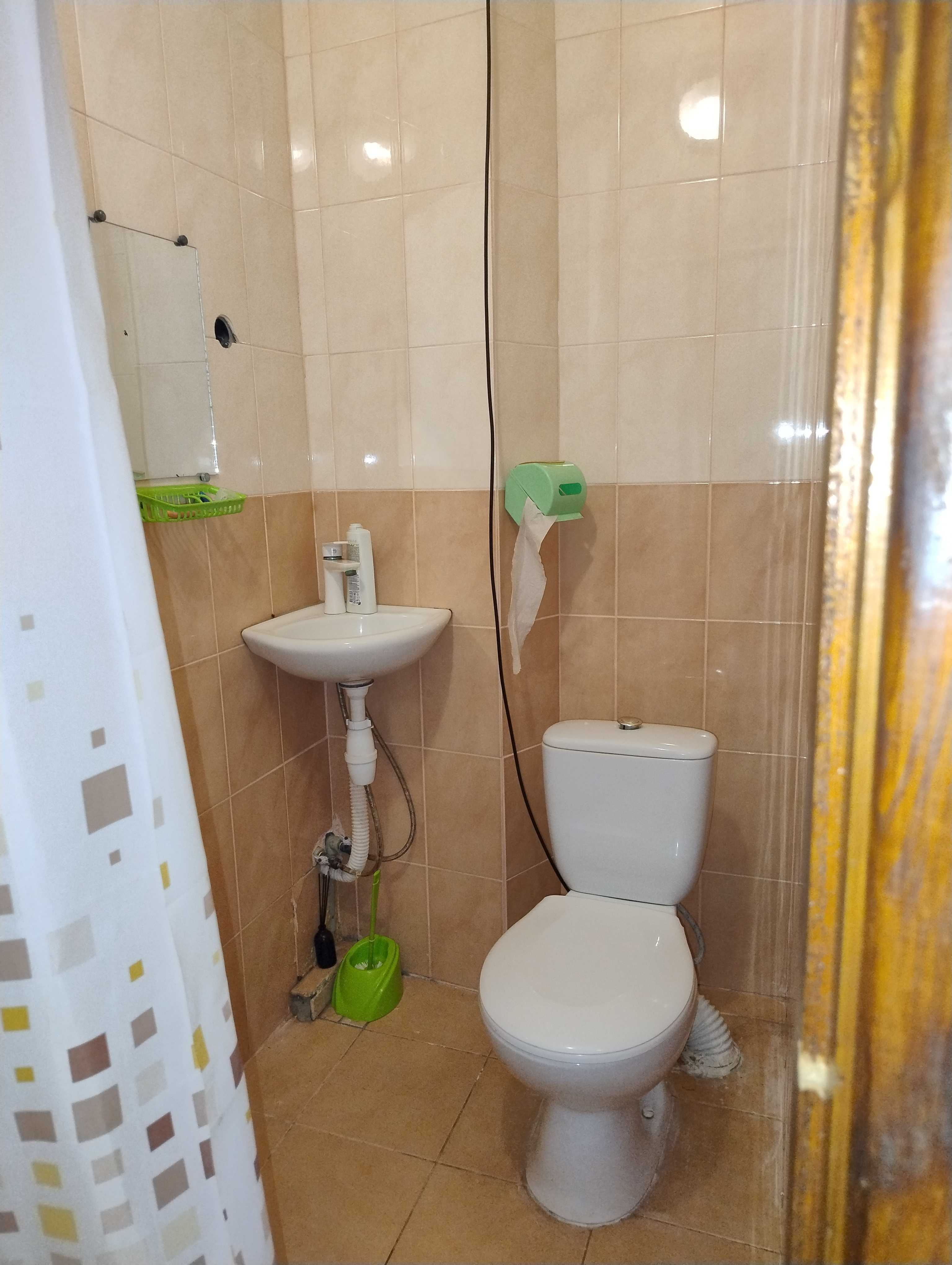 Продам дом с номерами .Затока
