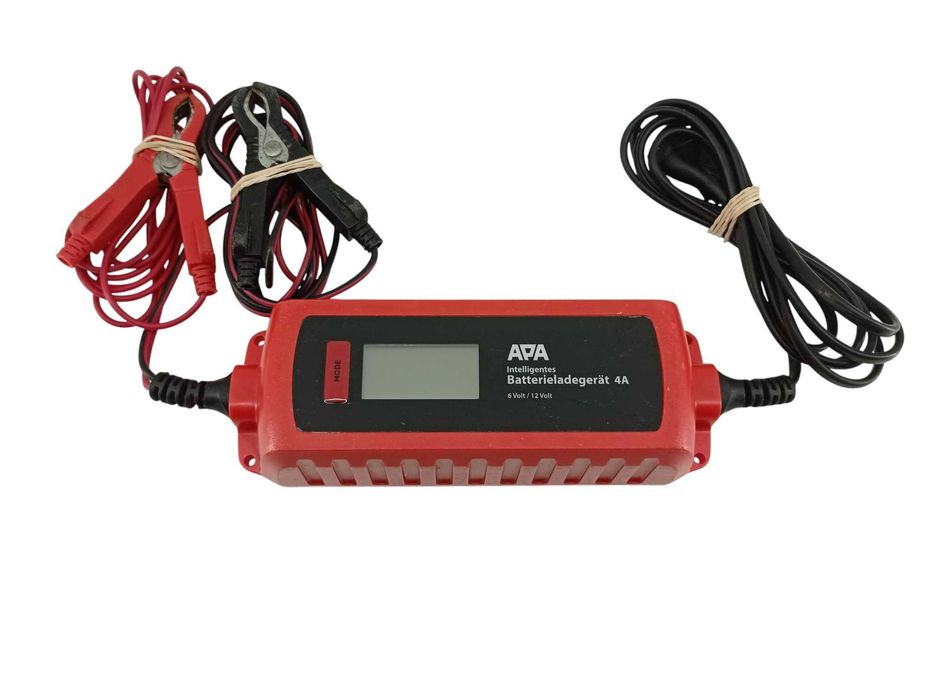 Prostownik Samochodowy APA 6V/12V 4A BDB STAN!