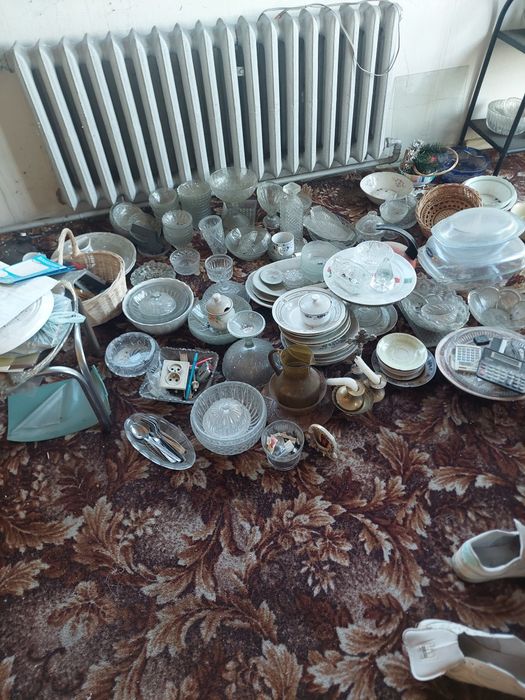 Figurki i szkło z PRL