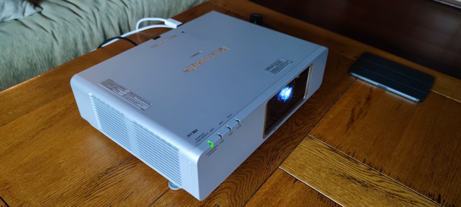 Rzutnik projektor Panasonic PT-F300 XGA