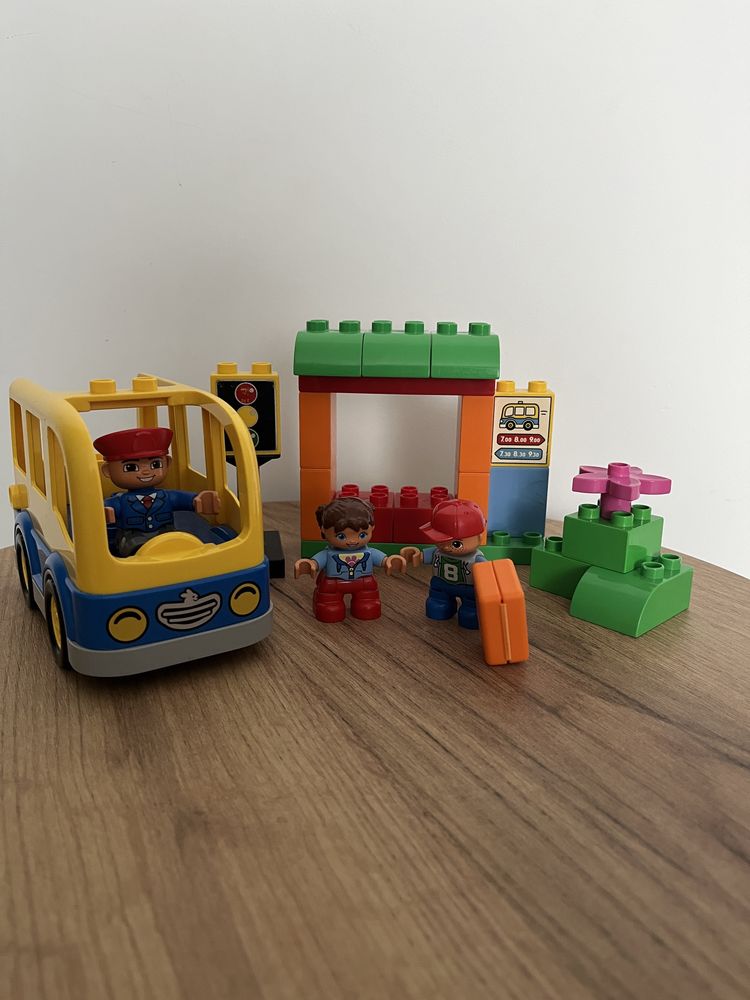 Lego Duplo Autobus szkolny 10528, 2+
