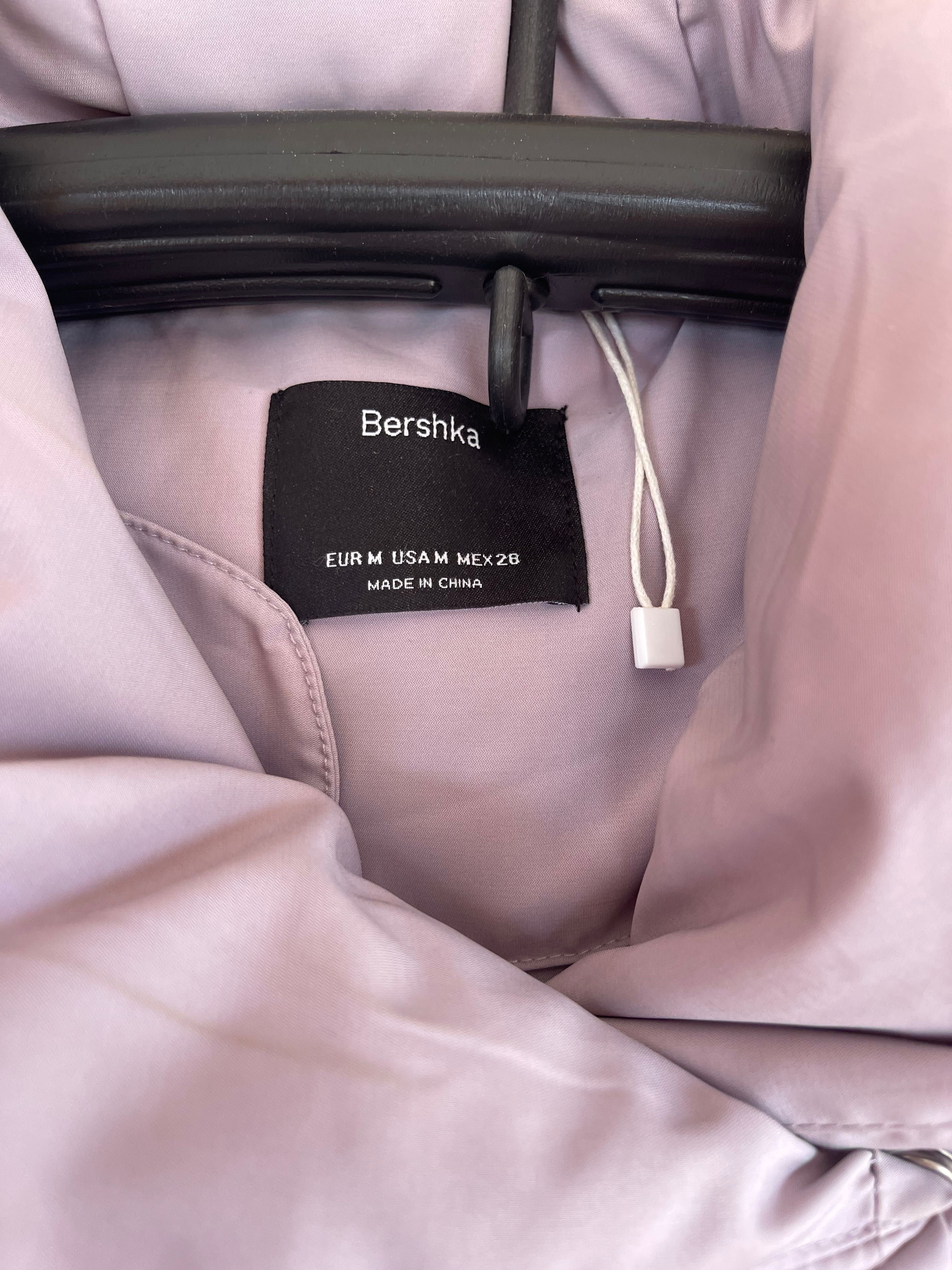 Жіночий укорочений пуховик Bershka