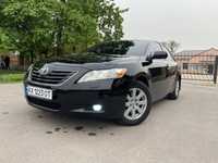 Продам toyota camry