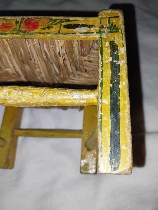 Cadeira Alentejana de brincar com mais de 80 anos .