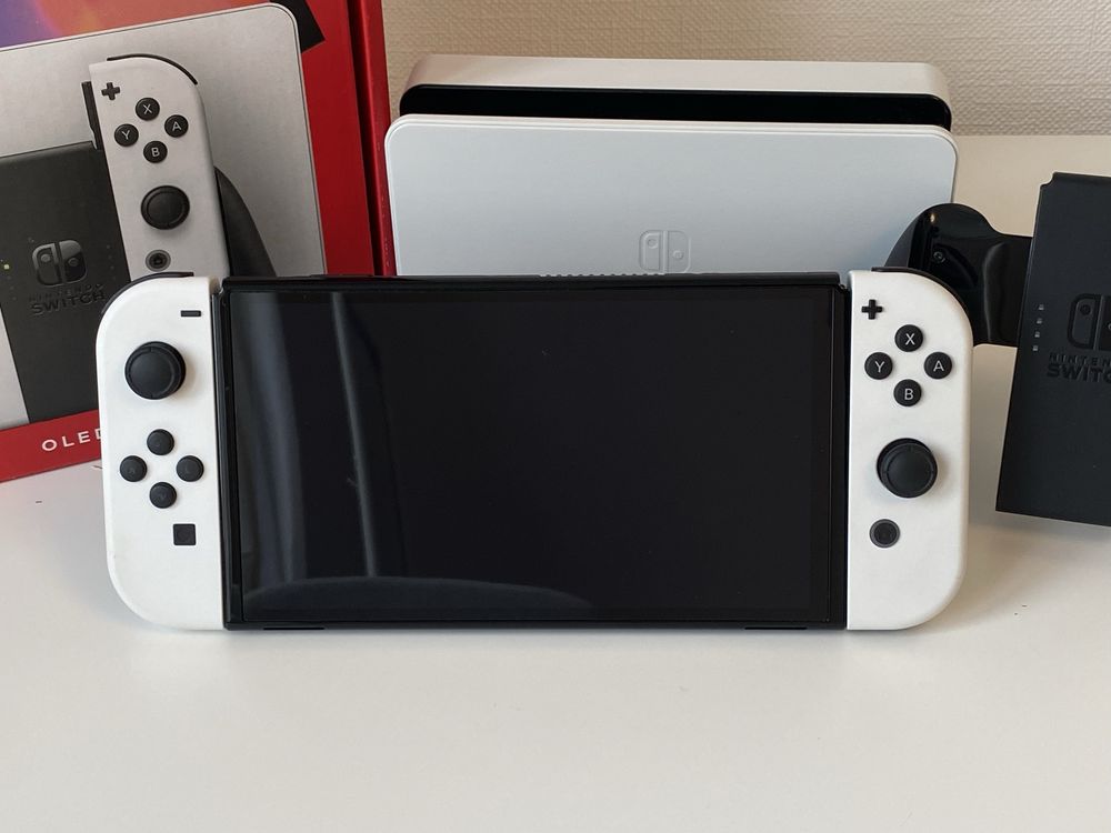 Nintendo Switch OLED