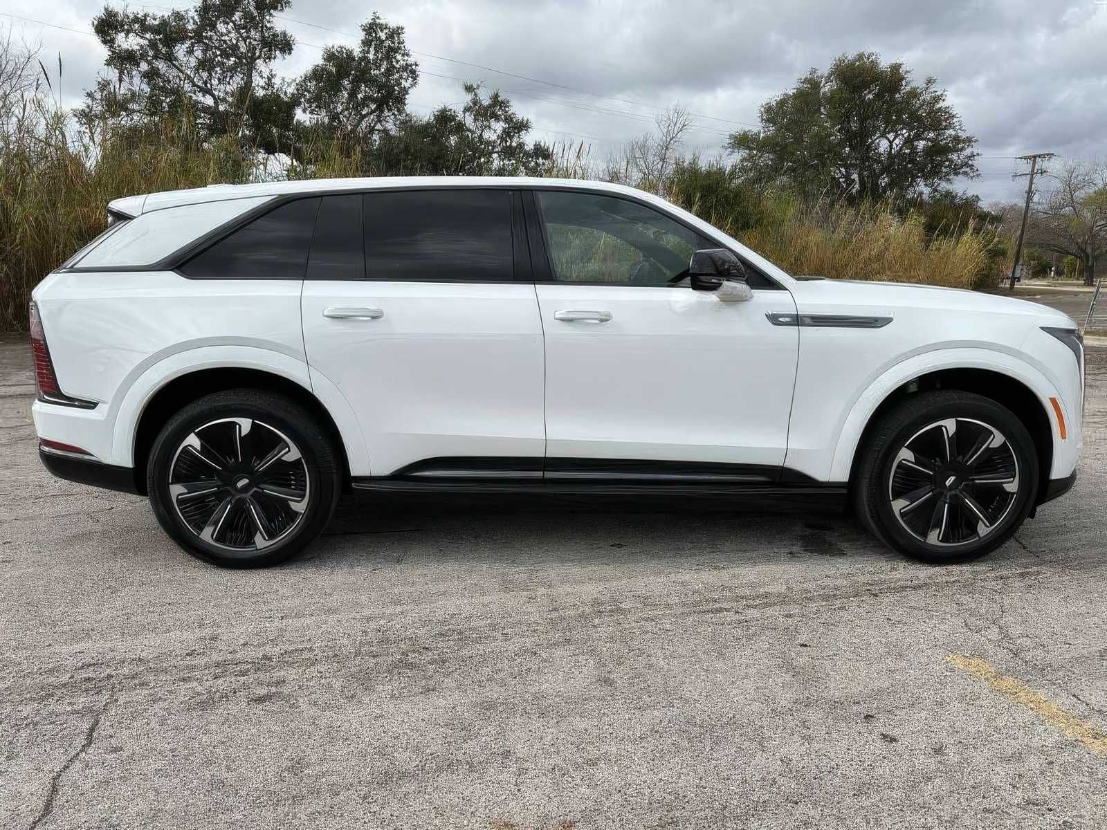 2025 Cadillac Escalade IQ Sport 1