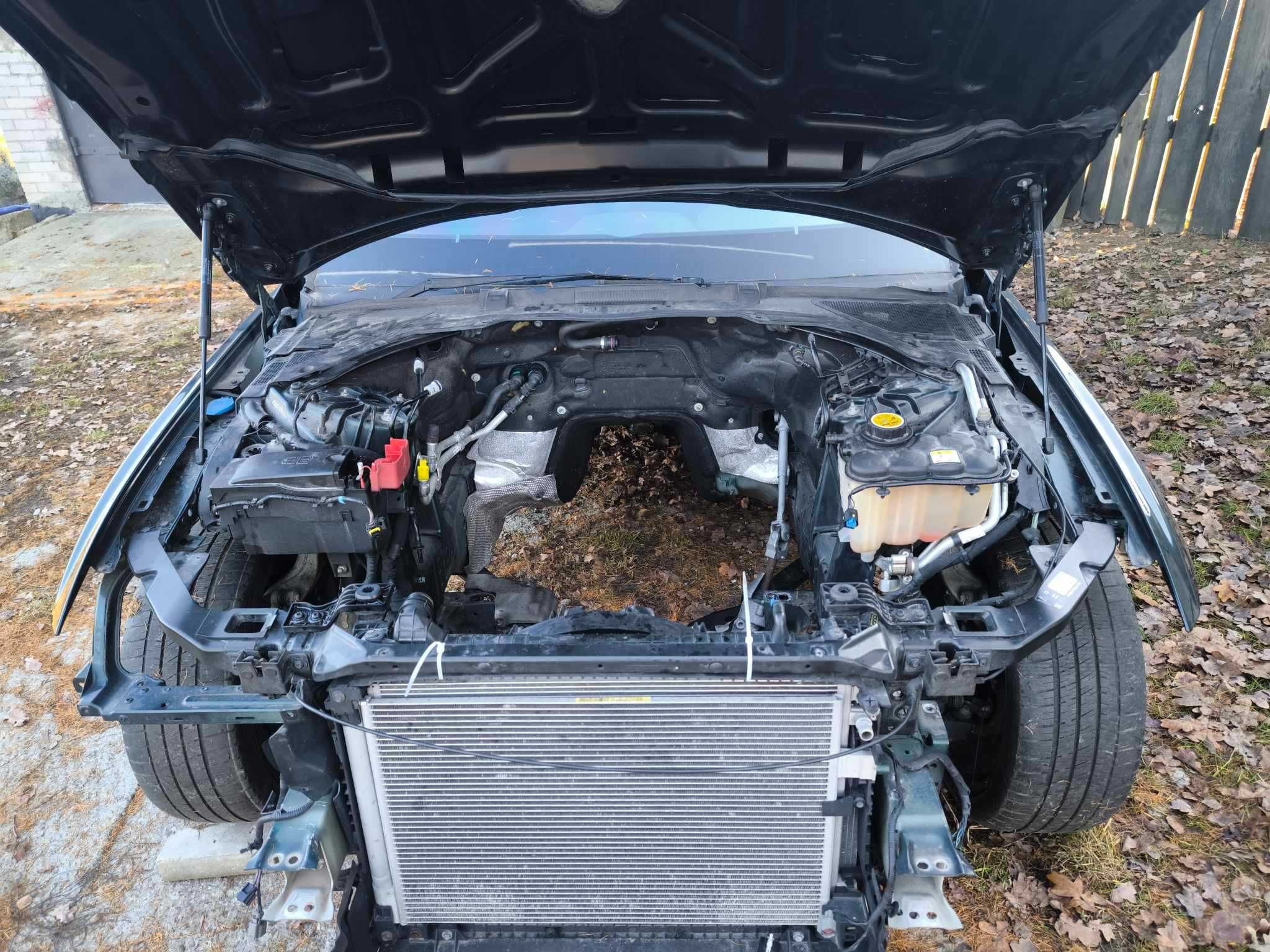 Jaguar XE 2016 3.0SC 340KM bez silnika. Części