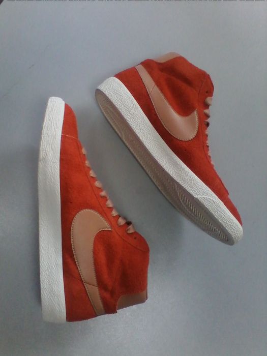 Sapatilhas Nike Blazer MID n.º 41 - NOVAS