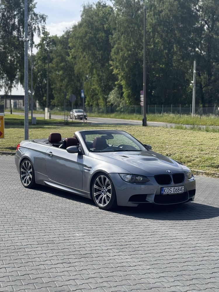 Bmw e93 m3 v8 420km