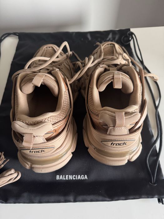 Beżowe sneakersy Balenciaga  - rozmiar  42
