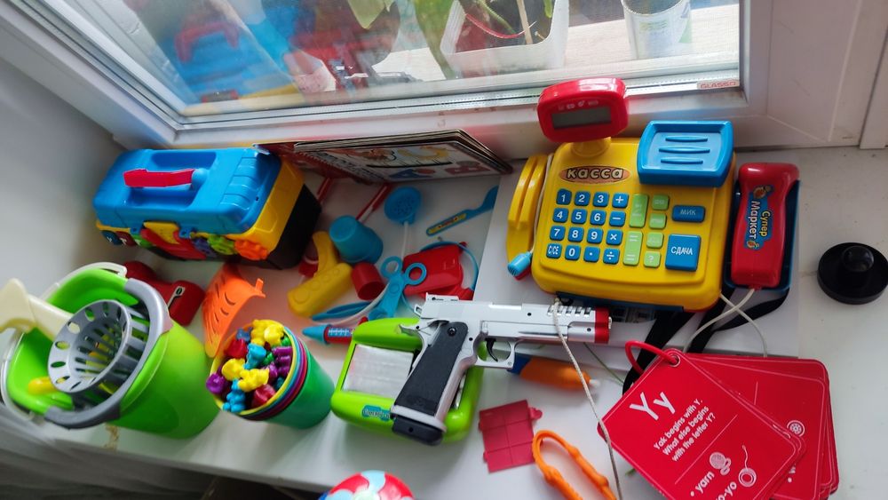 Продам наші іграшки. Развивающие розвиваючі математичні моторика Гурто