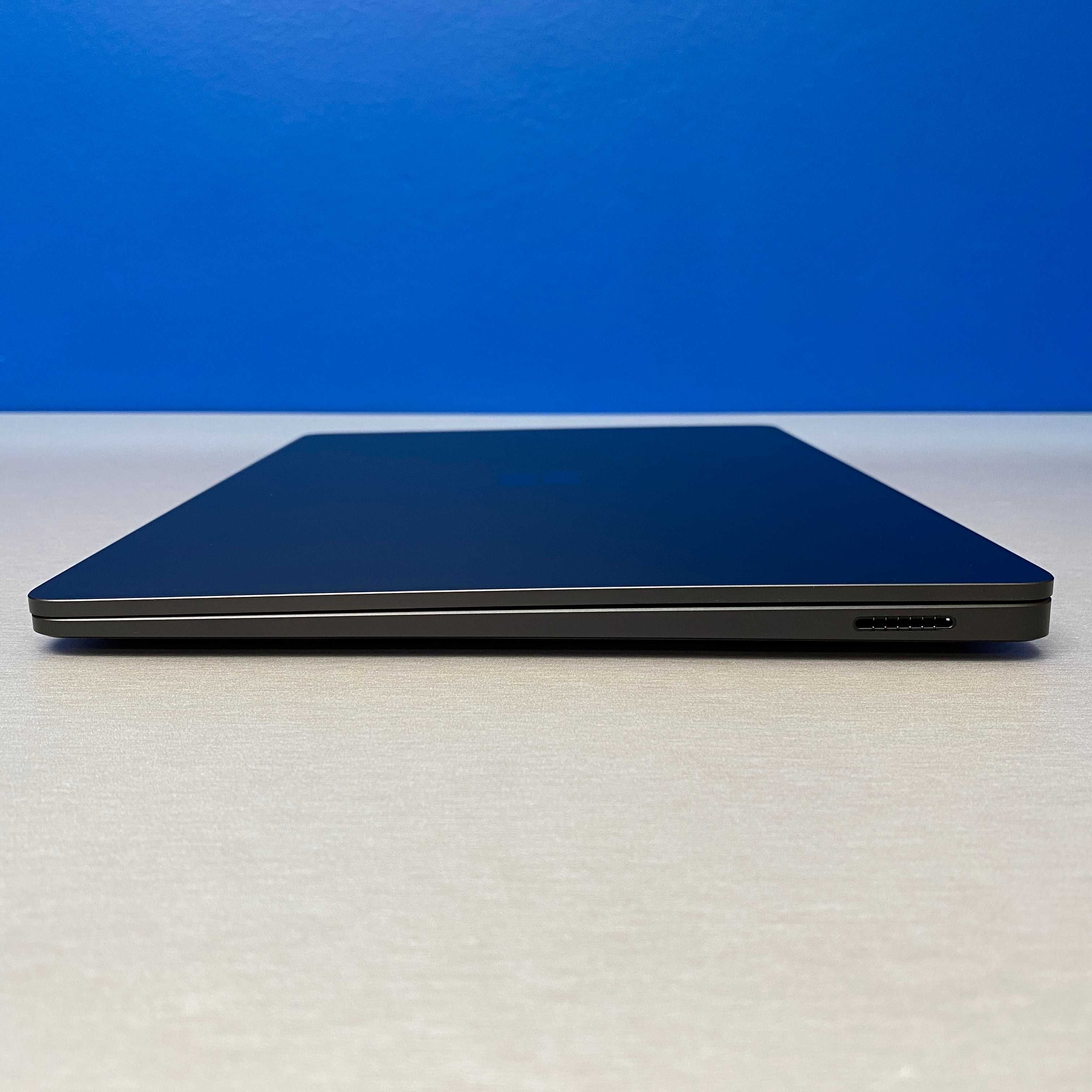Microsoft Surface Laptop 7 - 13.8" (Snapdragon X Elite/16GB/512GB)