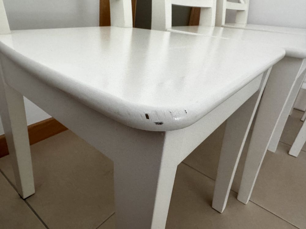 4 Cadeiras brancas IKEA