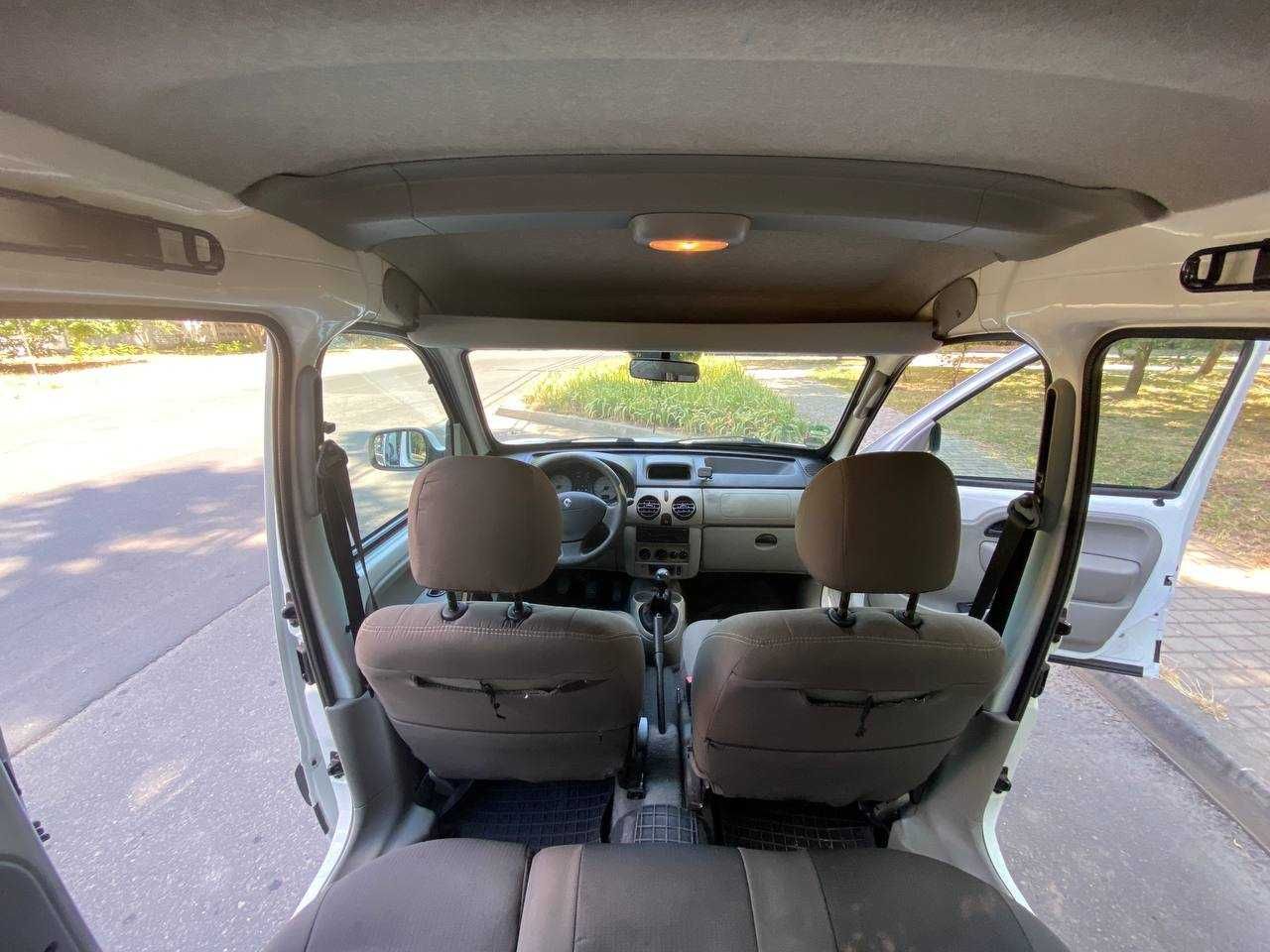 Renault Kangoo 2005 Оригинальный пассажир с кондиционером