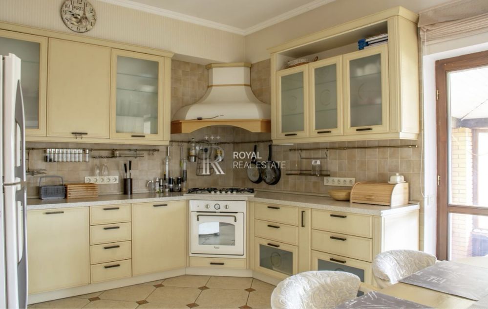 Продажа дома, Романков, Обуховский район, Сосновая, 295м2