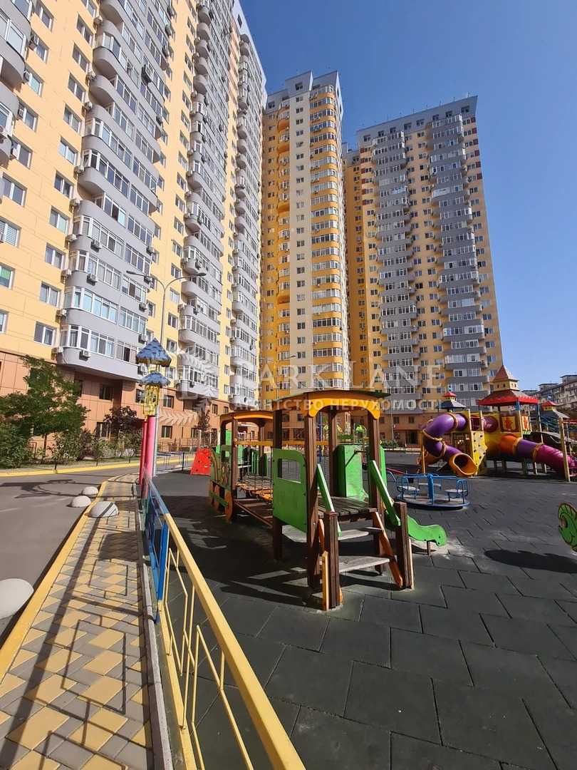 1К НОВИЙ РЕМОНТ Кондратюка, 3, Міністерський Оболонський р-н Генератор