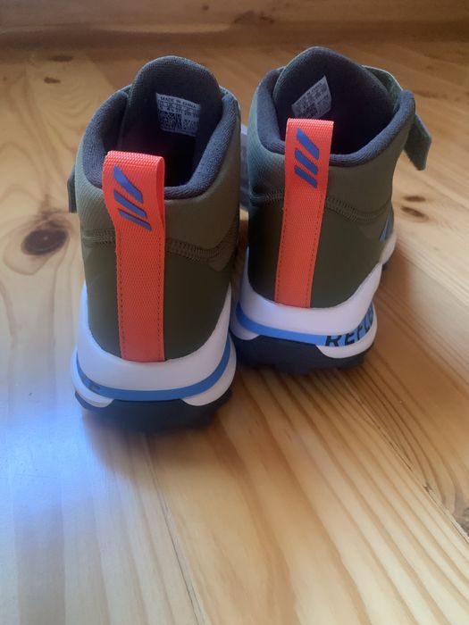 Ботинки Adidas (37).