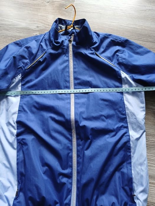 Kurtka wiatrówka