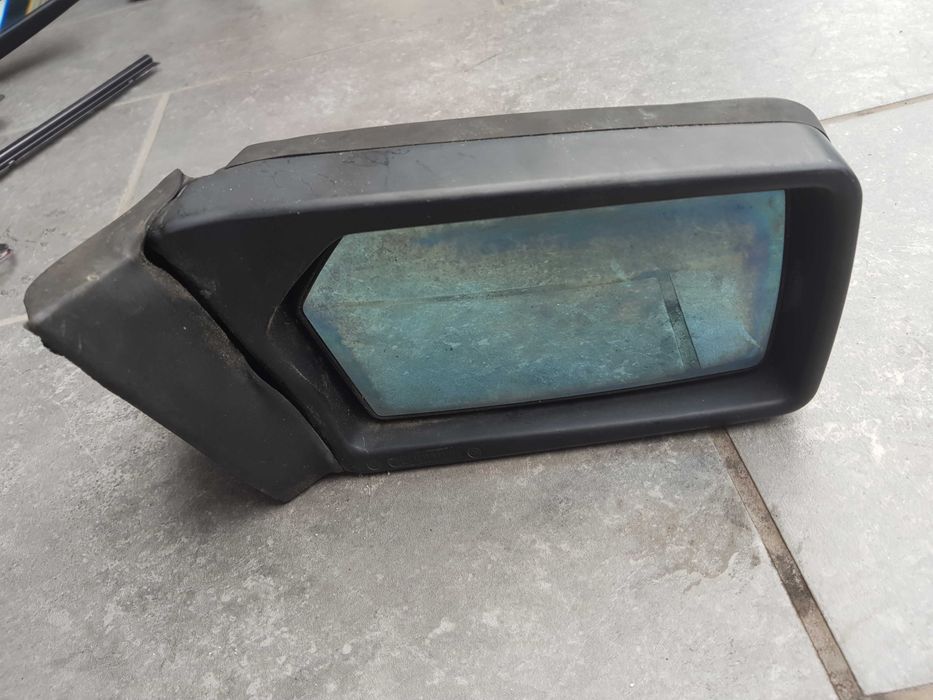 Lusterko prawe mercedes W126 se sec 2 seria