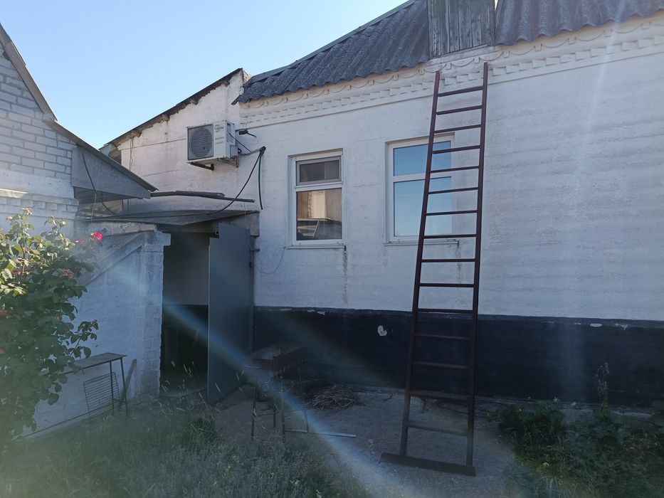 Продам гарний будинок в Діївкі 2