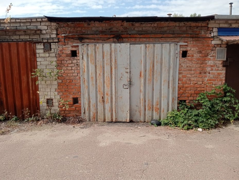 Продам гараж Районе Гущина