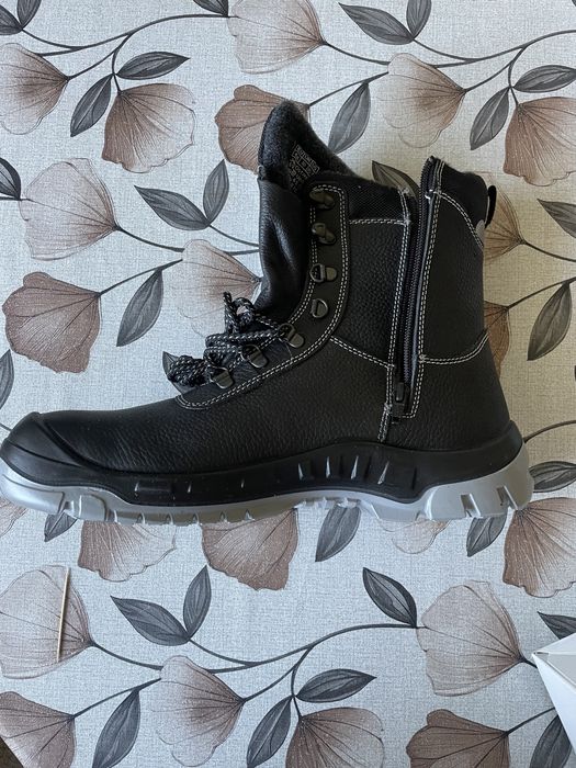 Nowe buty robicze jori 44