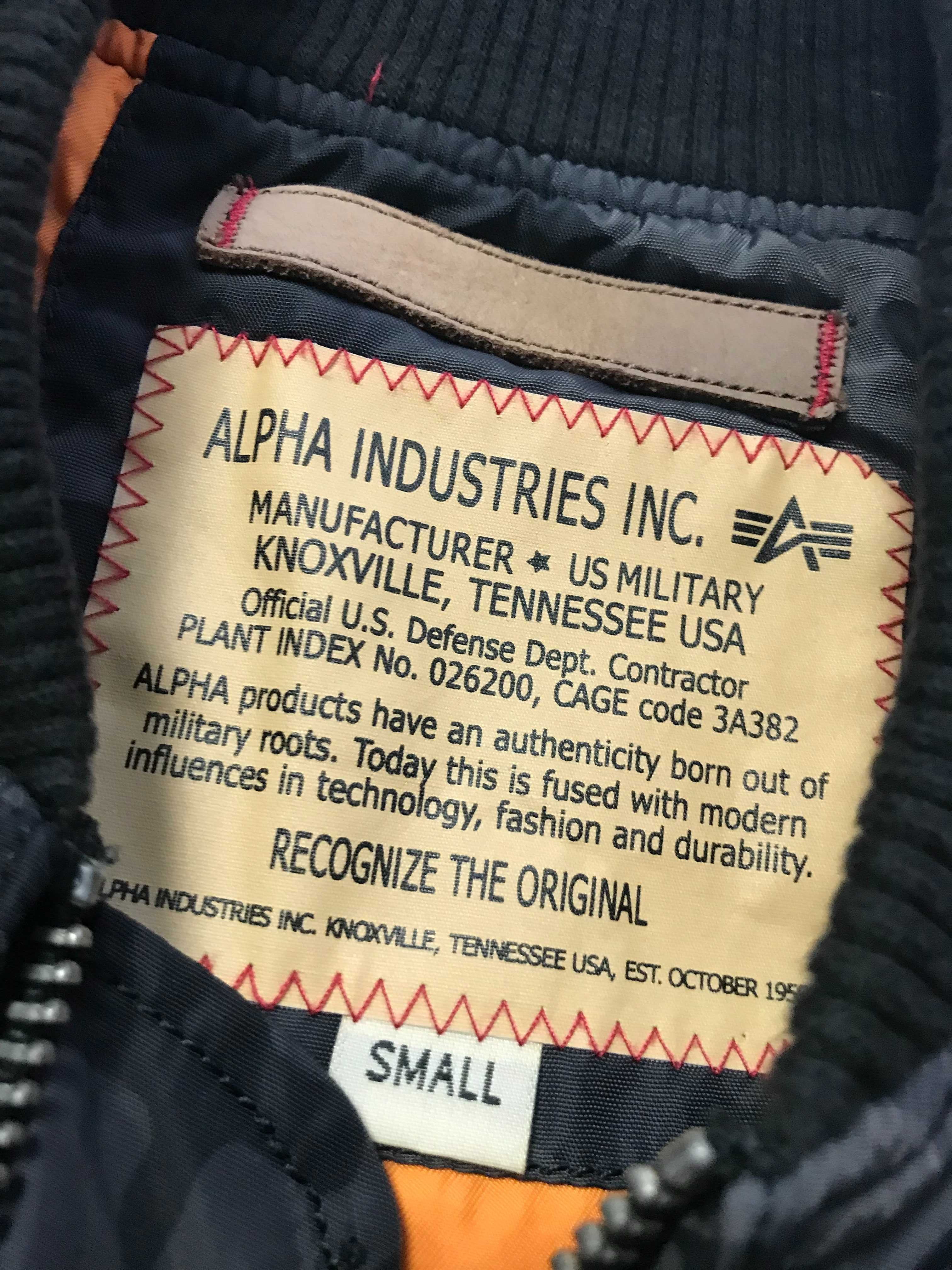 ALPHA INDUSTRIES r.S oryginalna kurtka męska stan BDB