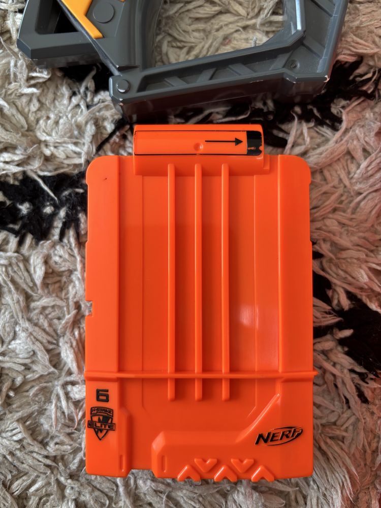Zestaw Nerf modulus Recon mk11 i magazynek 24 strzałkowy