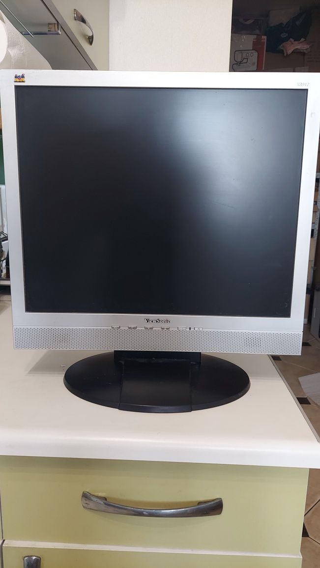 Компьютерный Монитор 19" ViewSonic VA912