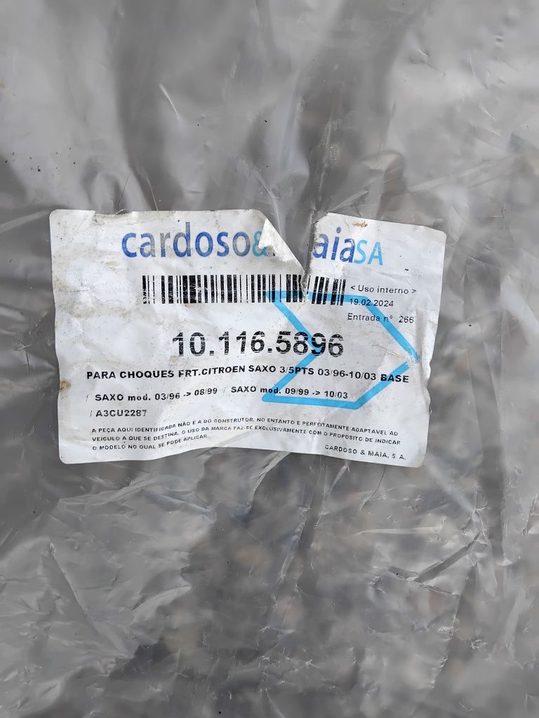 Para-choques frete citroen saxo 96 novo