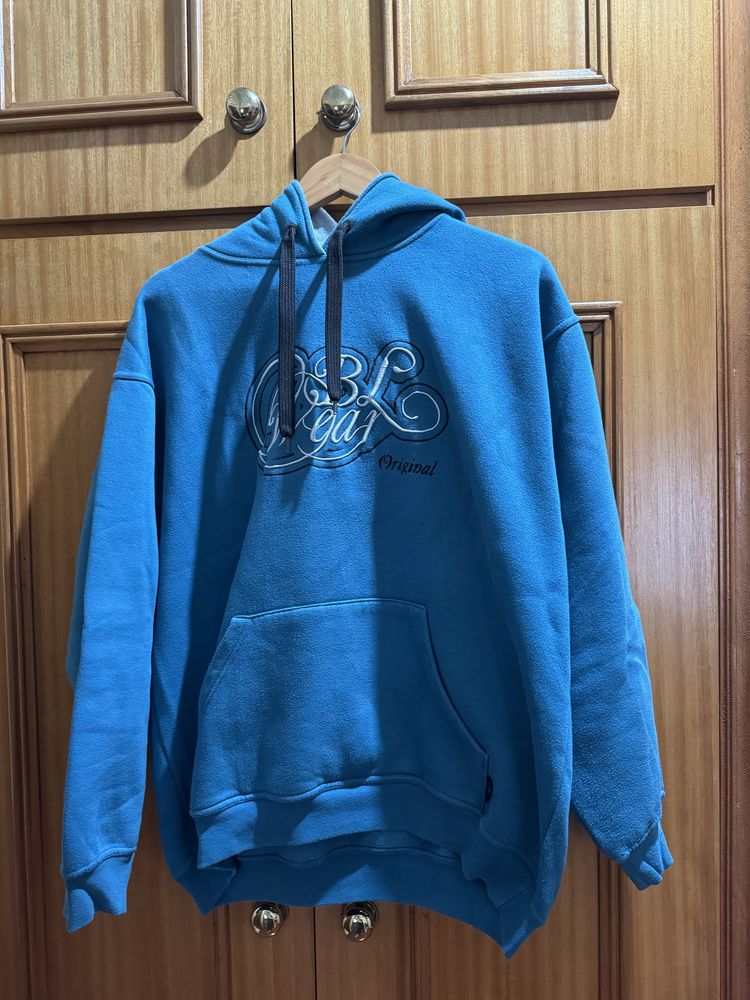 Hoodie azul petróleo