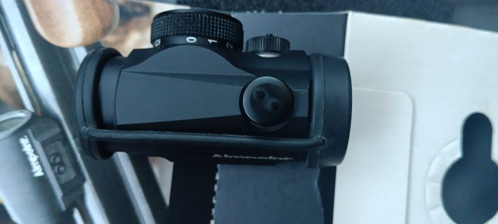 Aimpoint micro s-1