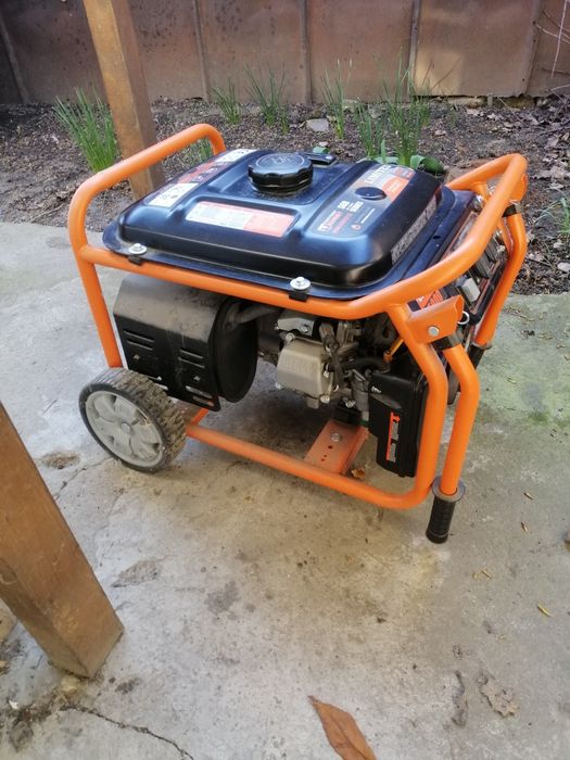 Продам генератор в хорошем состоянии на 5киловат с медной обмоткой