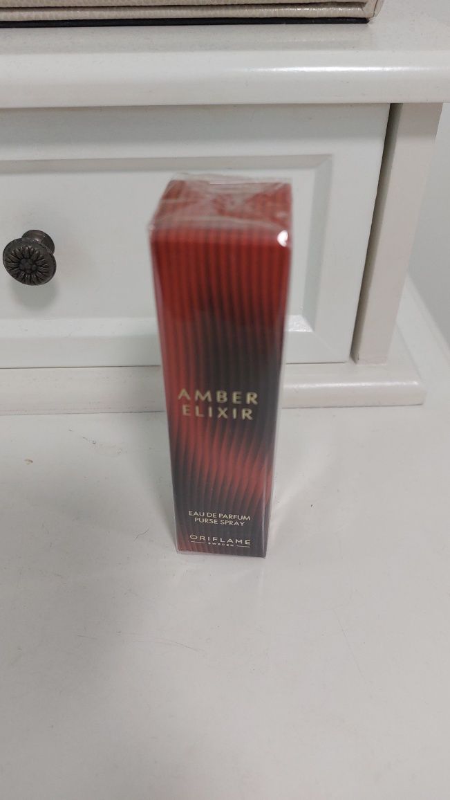Minispray Amber Elixir Oriflame woda perfumowana 8 ml samolot