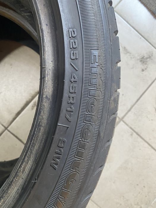Шины Goodyear Efficientgrip performance 225/45 r17 бу
