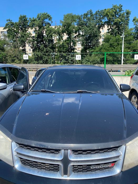 Продам авто 2012 року, коробка автомат