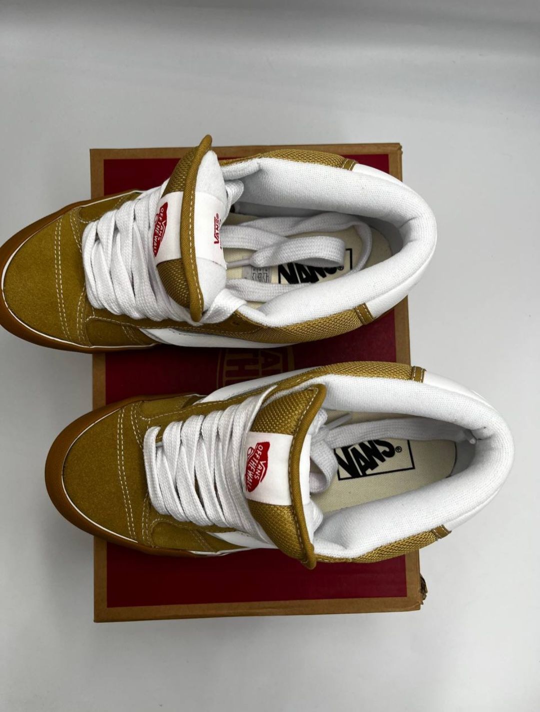 Кеди Vans Унісекс. Knu Mid Suede Shoe