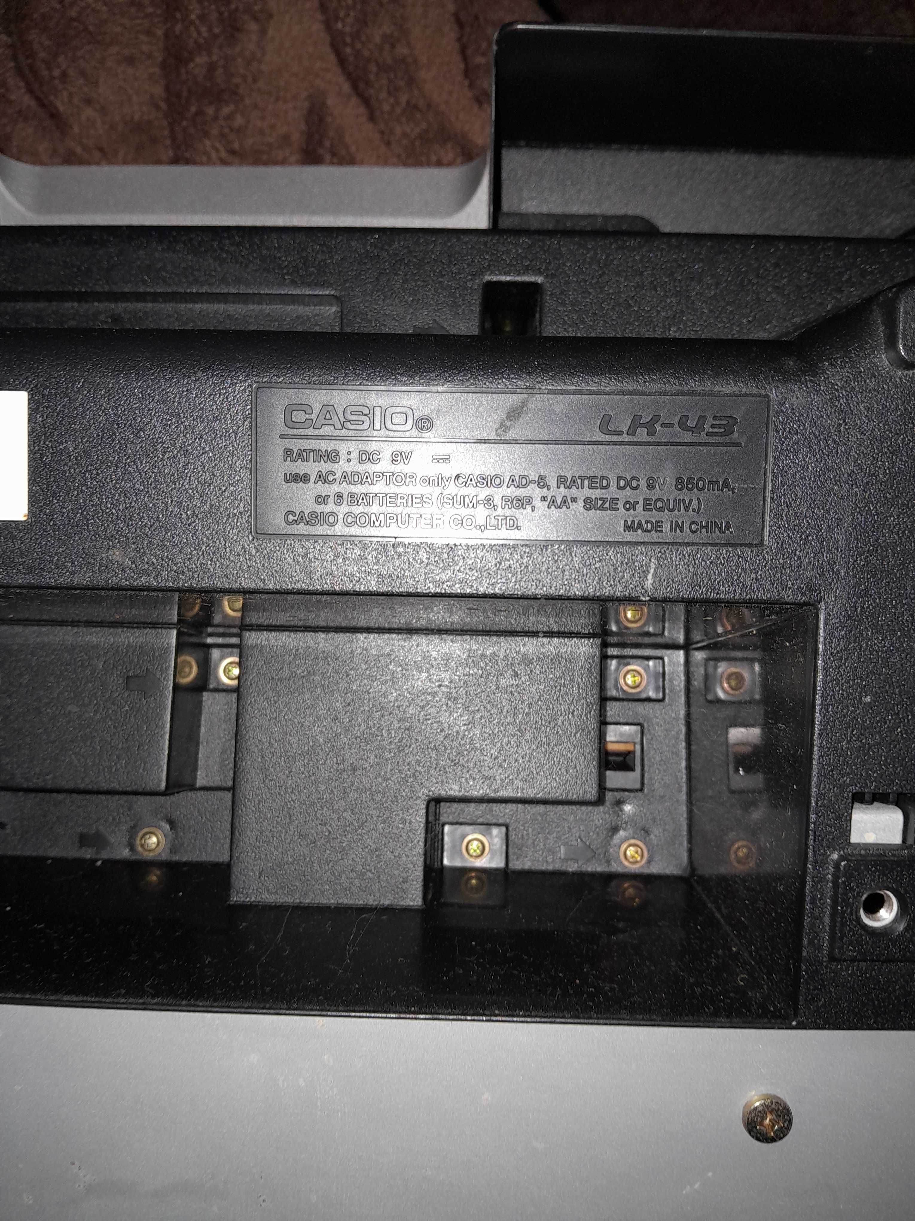 Sprzedam keyboard Casio LK -43, używany, z akcesoriami