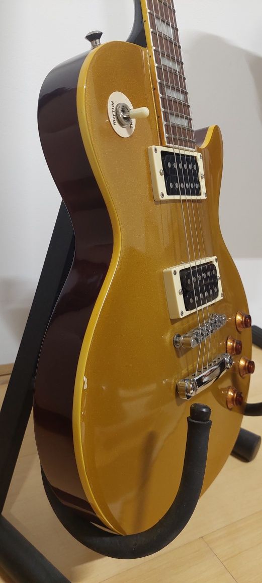 Guitarra Eléctrica Les Paul Gold Top c/ Estojo