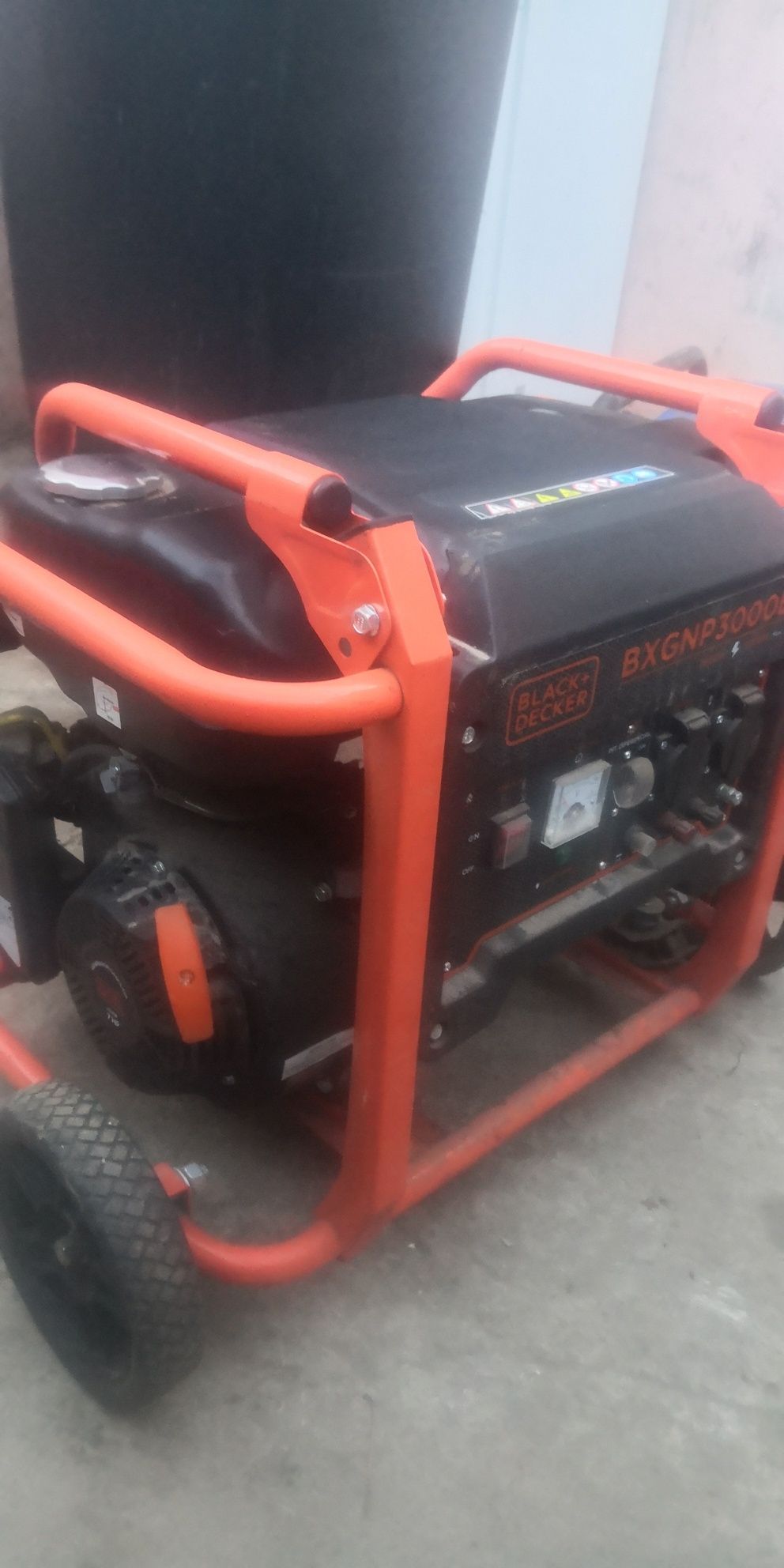 Генератор Black&Decker BXGNP3000E 2600/3000 W