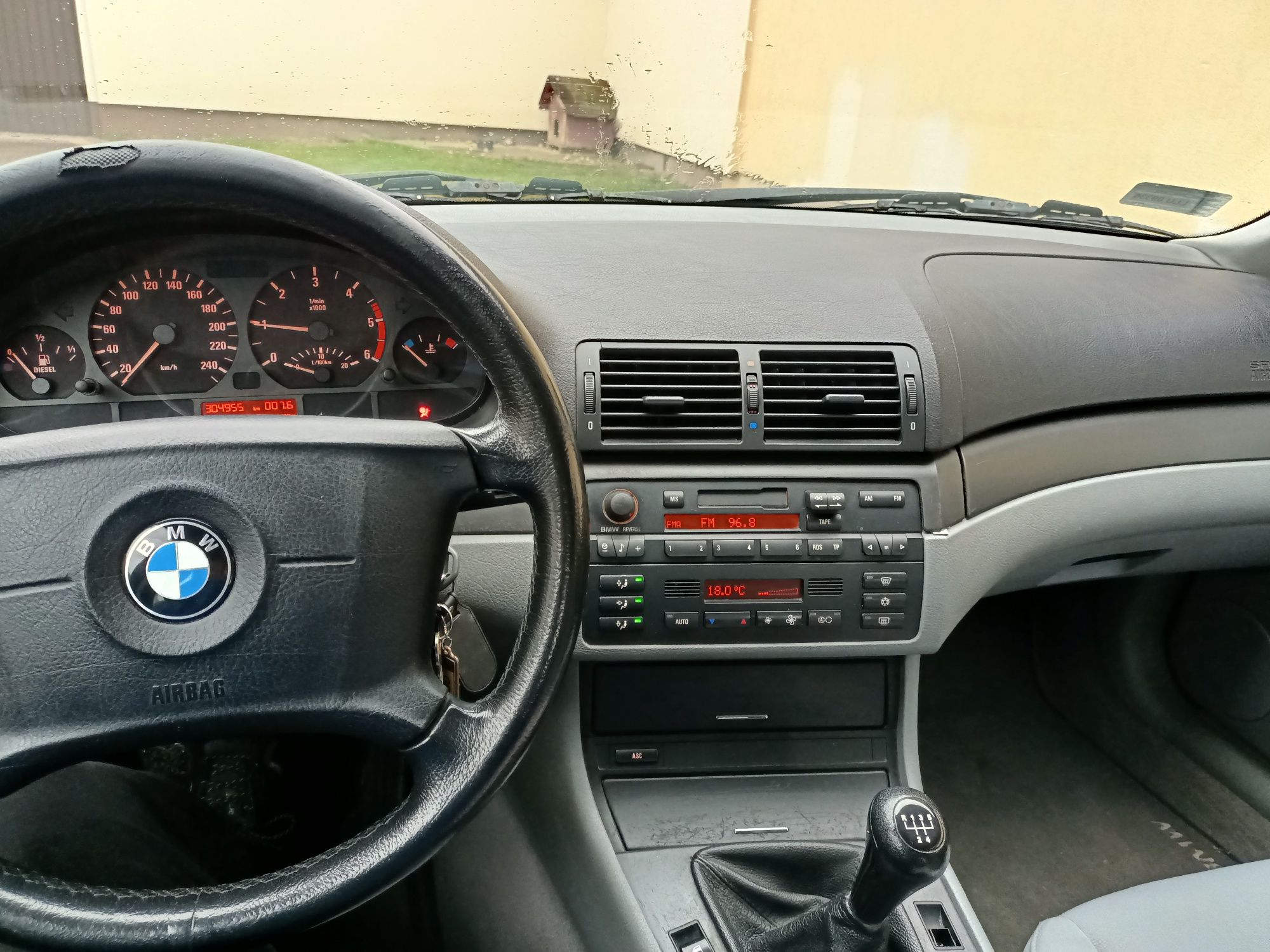 BMW e46 2.0 diesel rok 2002