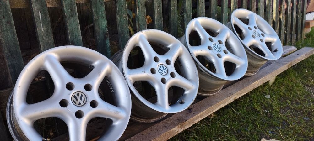 Диски/ титанові 5/112/R15 et35 VW