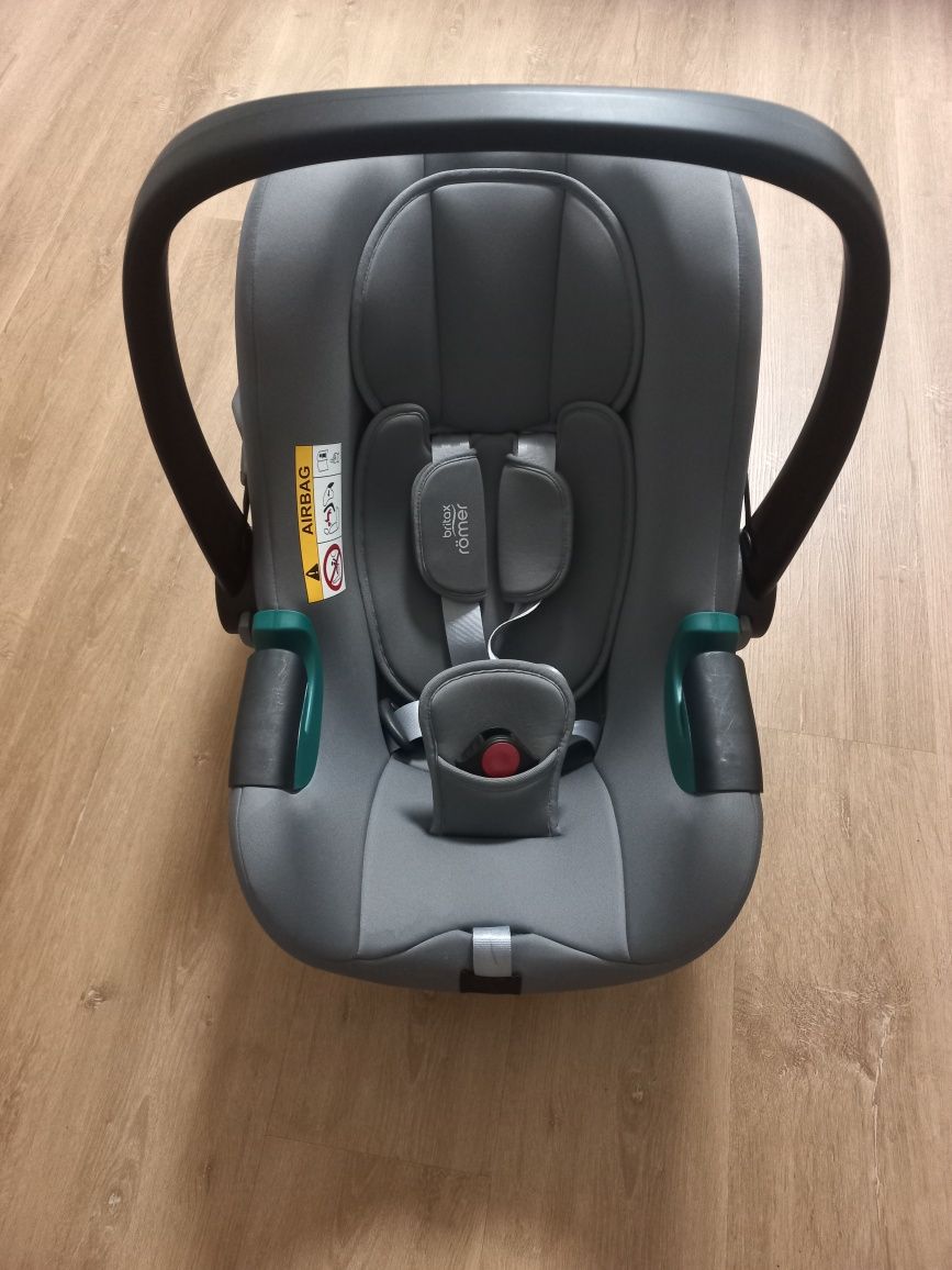 Автокрісло для немовлят Britax Römer BABY-SAFE3 i-SIZE (Frost Grey),